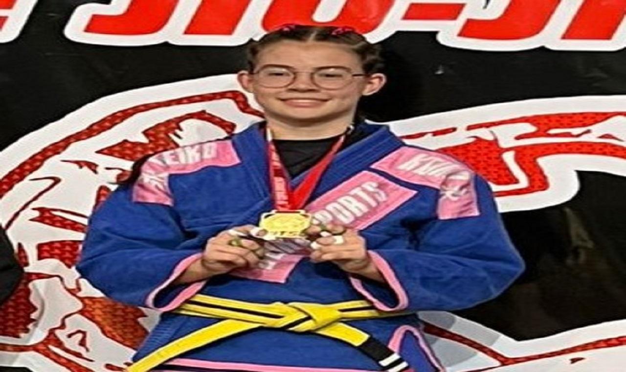 Jovem Raíssa de 12 anos brilha e Monte Sião conquista cinco medalhas com outros atletas na Copa Origens de Jiu-Jitsu