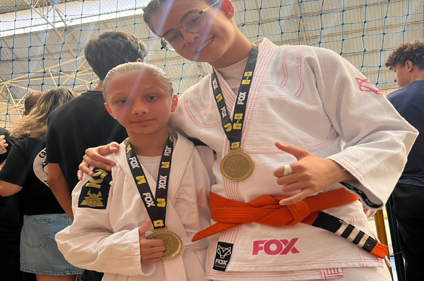 Raíssa Morais e Nayane Batista de Monte Sião são ouro no cenário do Jiu-Jitsu regional em Jaguariúna.