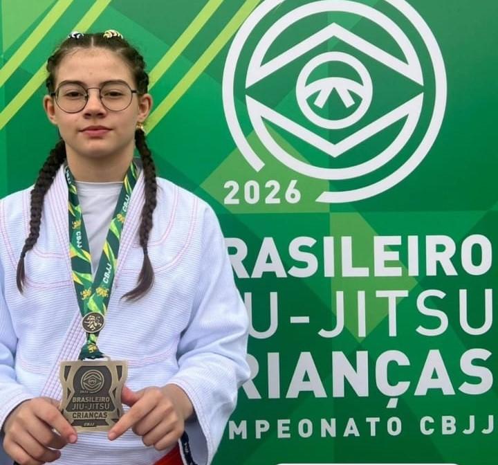 Raíssa Morais de Monte Sião conquista 3º lugar no Campeonato Brasileiro de Jiu-Jitsu CBJJ 2026