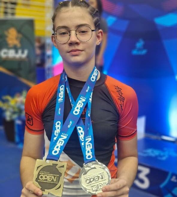 Jovem Raíssa Morais brilha novamente e traz duas medalhas do São Paulo Kids International Open