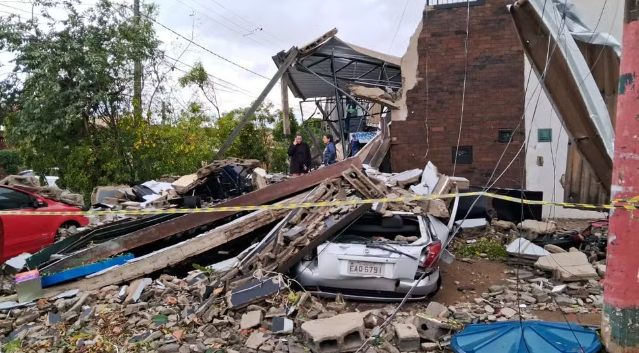Microexplosão ou tornado: o que provocou temporal com estragos e morte na região de Ribeirão Preto