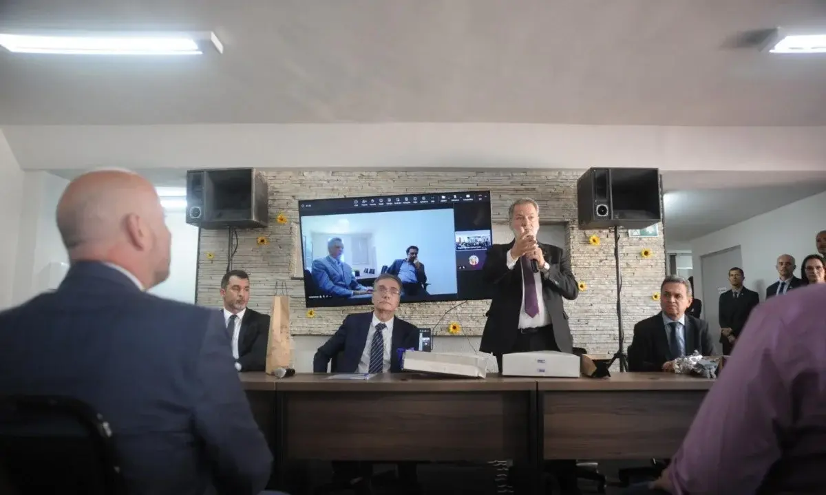Prefeituras de MG vítimas de golpe cibernético fecham acordo com a Caixa