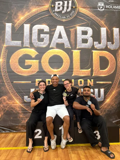 Atletas de Serra Negra conquistam medalhas em torneio de Jiu-Jitsu