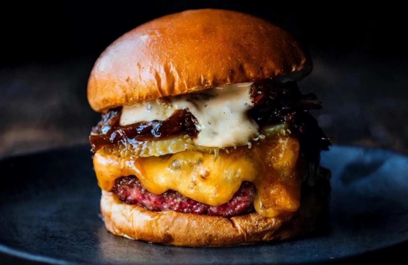 Hamburgueria mineira vence concurso e faz o melhor hambúrguer do Brasil
