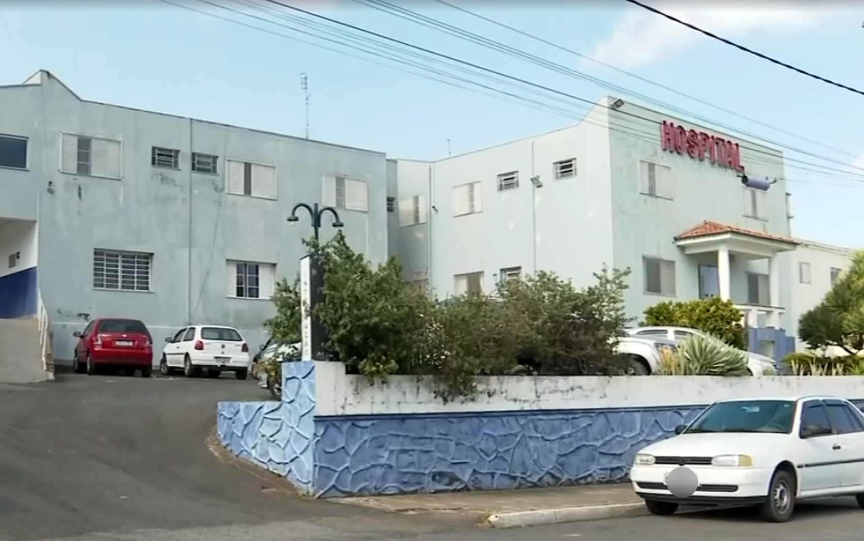 Menina de 3 anos morre após acidente com empilhadeira em fábrica