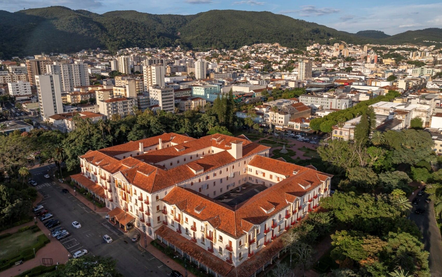 Prefeituras do Sul de Minas fecham no feriado prolongado e retomam na terça