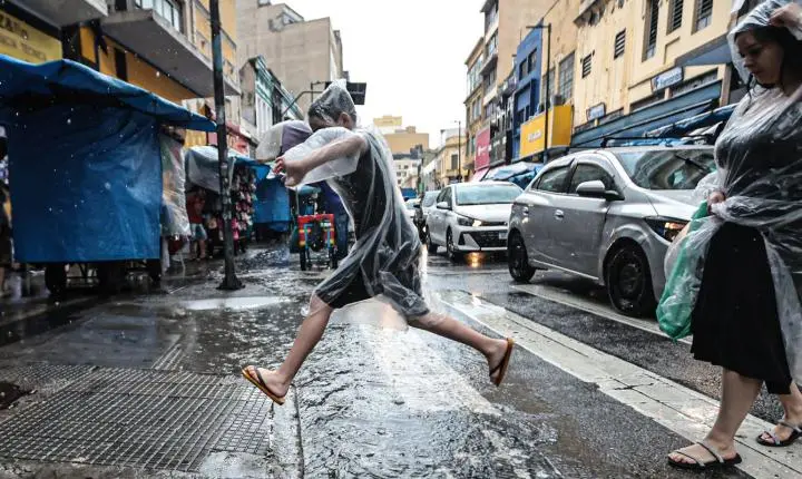 Chuva deve atingir todas as regiões no fim de semana, prevê Inmet 