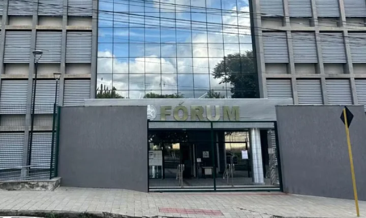 Homem que invadiu Fórum de Varginha morre após ocorrência durante atendimento no Hospital Bom Pastor