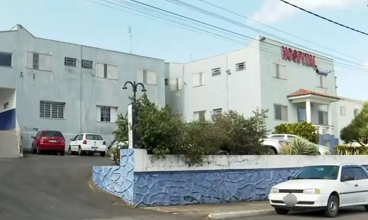Menina de 3 anos morre após acidente com empilhadeira em fábrica