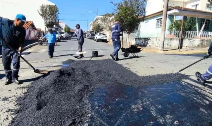 Tapa-buracos avança para a região central de Monte Sião