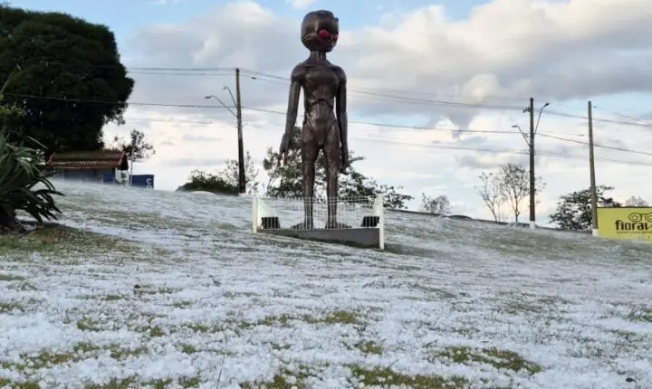 Forte chuva de granizo atinge seis cidades no Sul de Minas