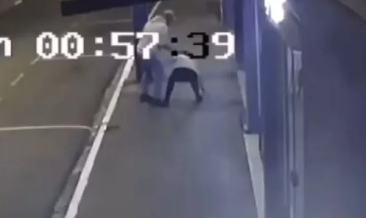 Vídeo registra homem agredindo companheira com violência em Jacutinga; suspeito está preso